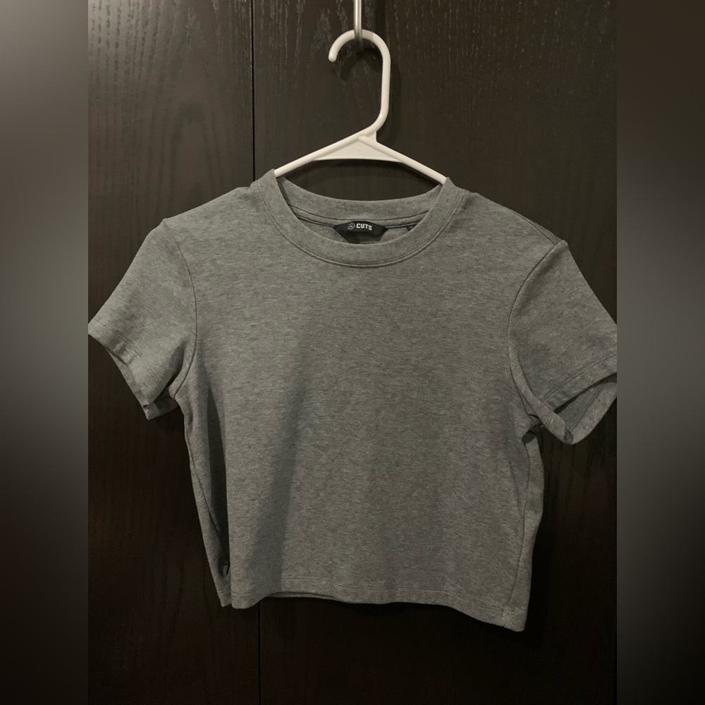 CUTS Tomboy Tee Cropped